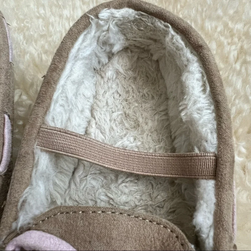 Cat and Jack moccasin slippers size 9/10 large